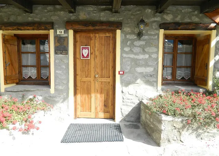 Apart-hotel Cav Emile Rey 3*